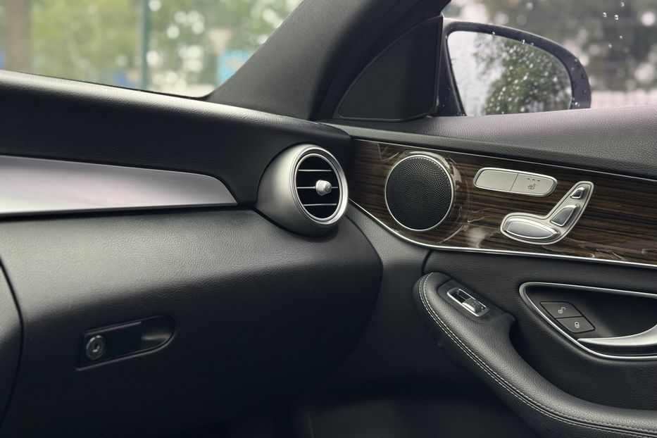 Продам Mercedes-Benz C-Class C300 2017 года в г. Умань, Черкасская область