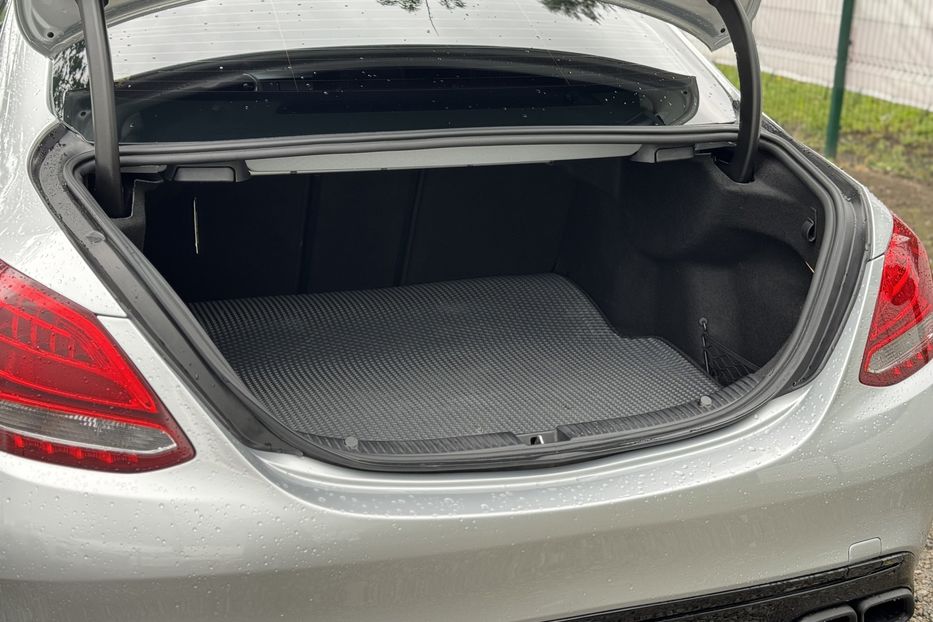 Продам Mercedes-Benz C-Class C300 2017 года в г. Умань, Черкасская область