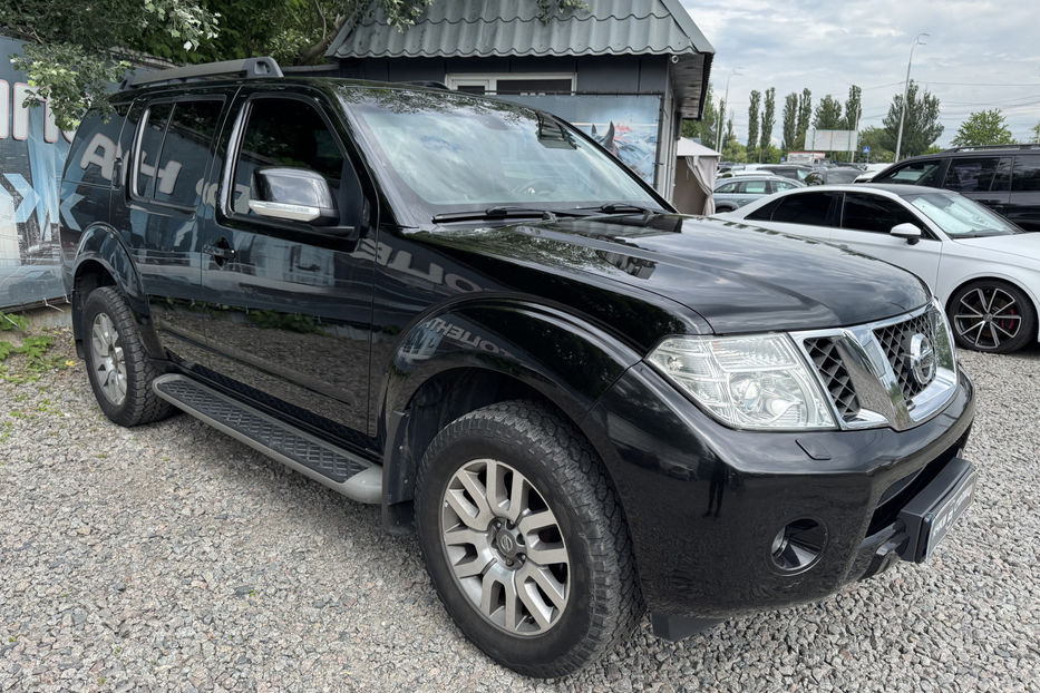 Продам Nissan Pathfinder 2.5 dCi АТ (190 к.с.) 4WD 2013 года в Киеве
