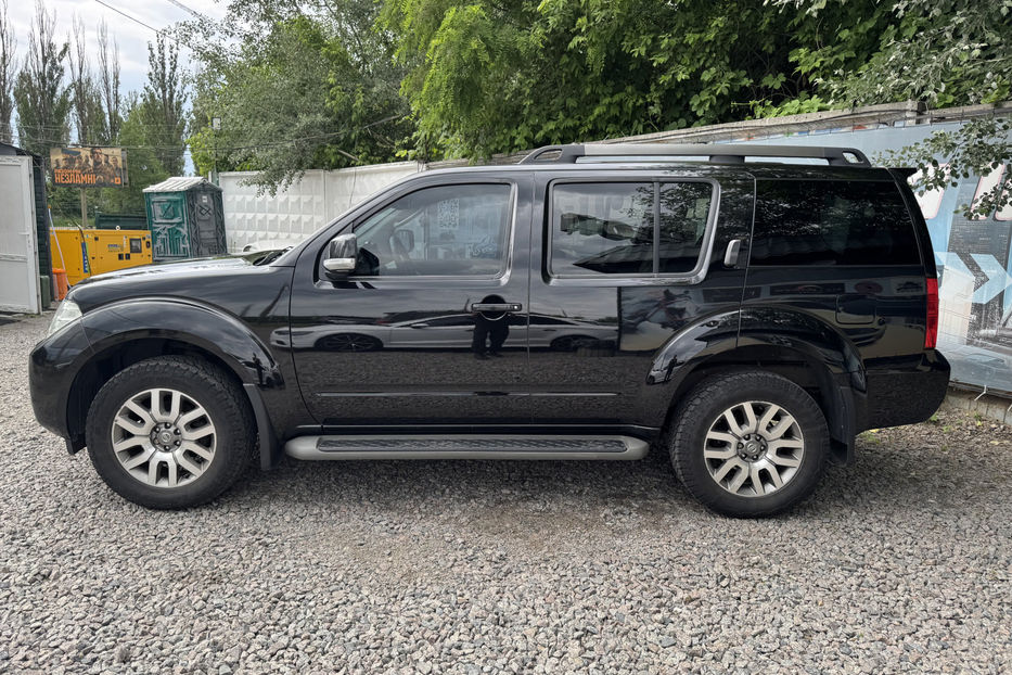 Продам Nissan Pathfinder 2.5 dCi АТ (190 к.с.) 4WD 2013 года в Киеве