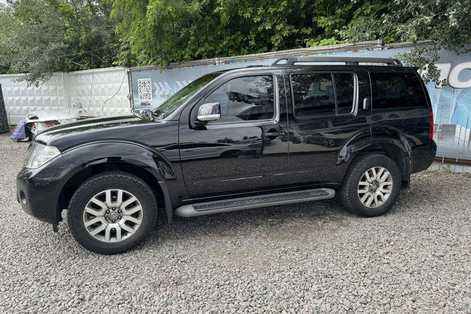 Продам Nissan Pathfinder 2.5 dCi АТ (190 к.с.) 4WD 2013 года в Киеве