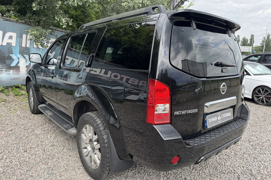 Продам Nissan Pathfinder 2.5 dCi АТ (190 к.с.) 4WD 2013 года в Киеве