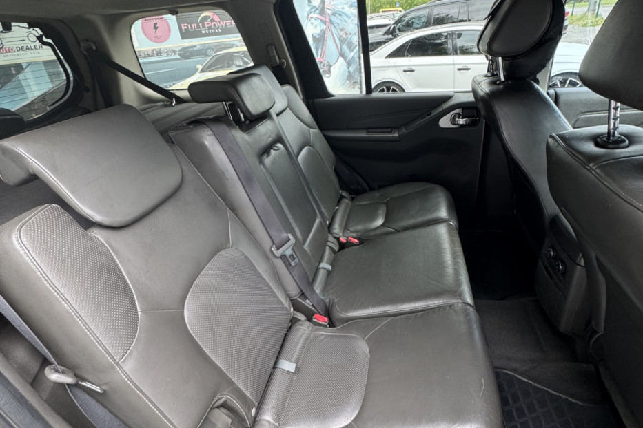 Продам Nissan Pathfinder 2.5 dCi АТ (190 к.с.) 4WD 2013 года в Киеве