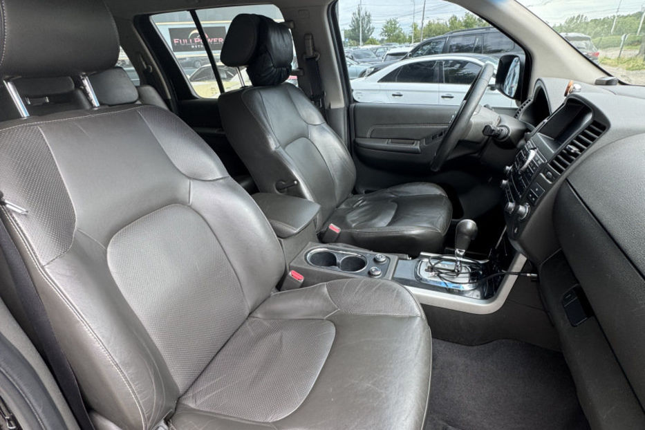 Продам Nissan Pathfinder 2.5 dCi АТ (190 к.с.) 4WD 2013 года в Киеве