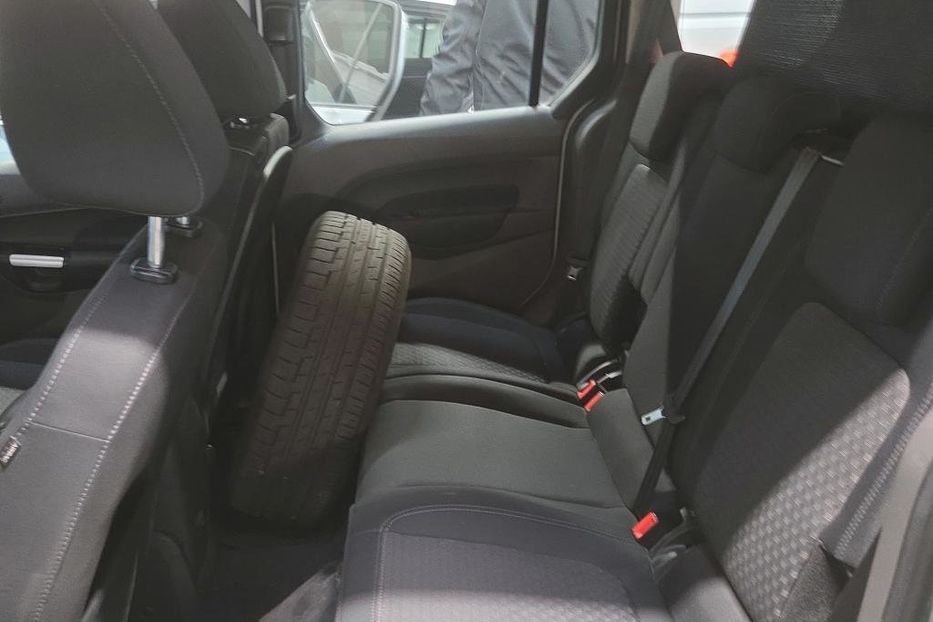 Продам Ford Transit Connect пасс. LED NAV AUT В ПОЛЬЩІ  2022 года в Львове