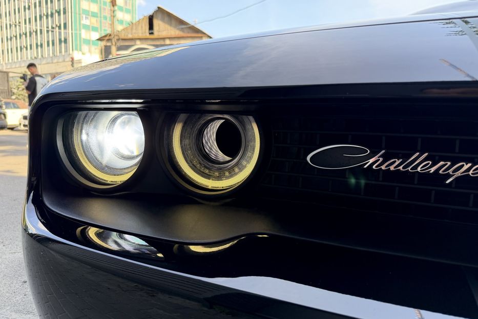 Продам Dodge Challenger R/T Scat Pack Widebody 2018 года в Киеве