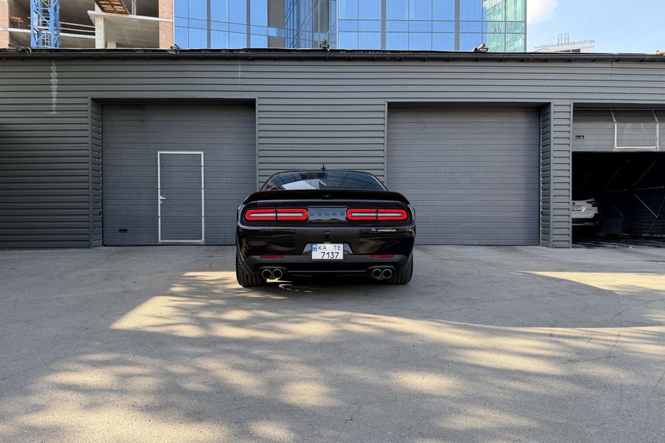 Продам Dodge Challenger R/T Scat Pack Widebody 2018 года в Киеве