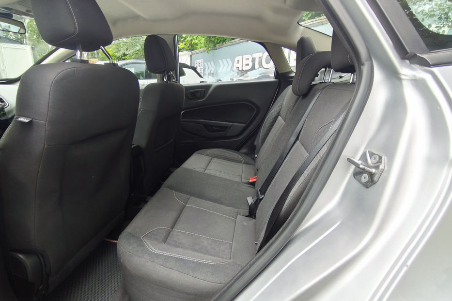 Продам Ford Fiesta 1.6 Ti-VCT PowerShift 120 к.с 2019 года в Киеве