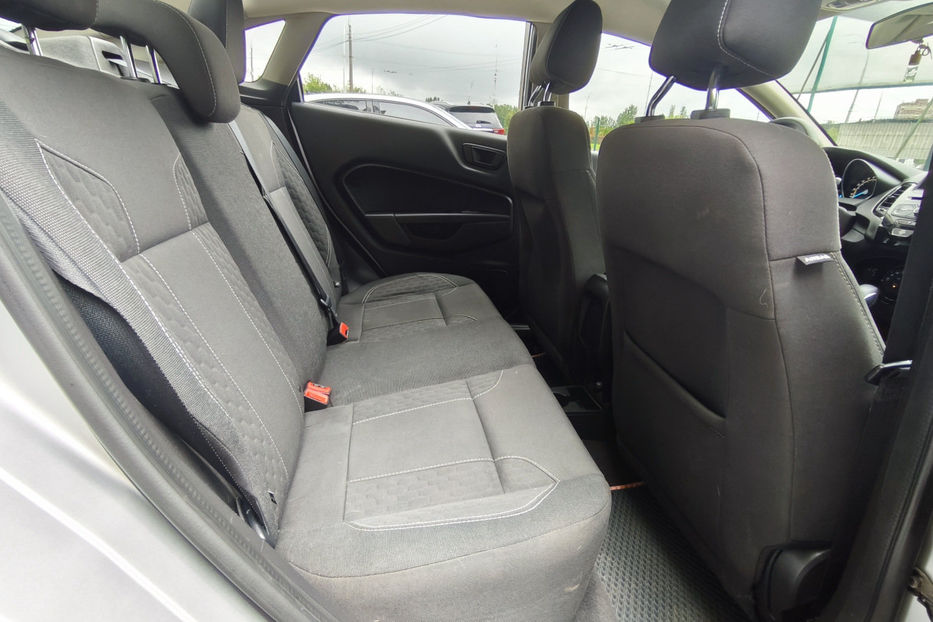 Продам Ford Fiesta 1.6 Ti-VCT PowerShift 120 к.с 2019 года в Киеве