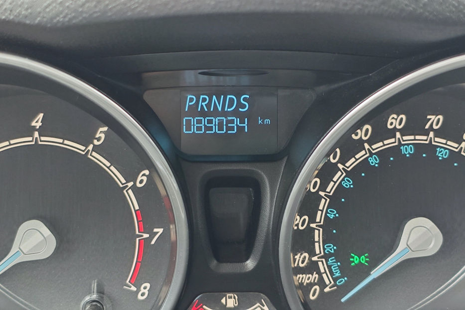 Продам Ford Fiesta 1.6 Ti-VCT PowerShift 120 к.с 2019 года в Киеве