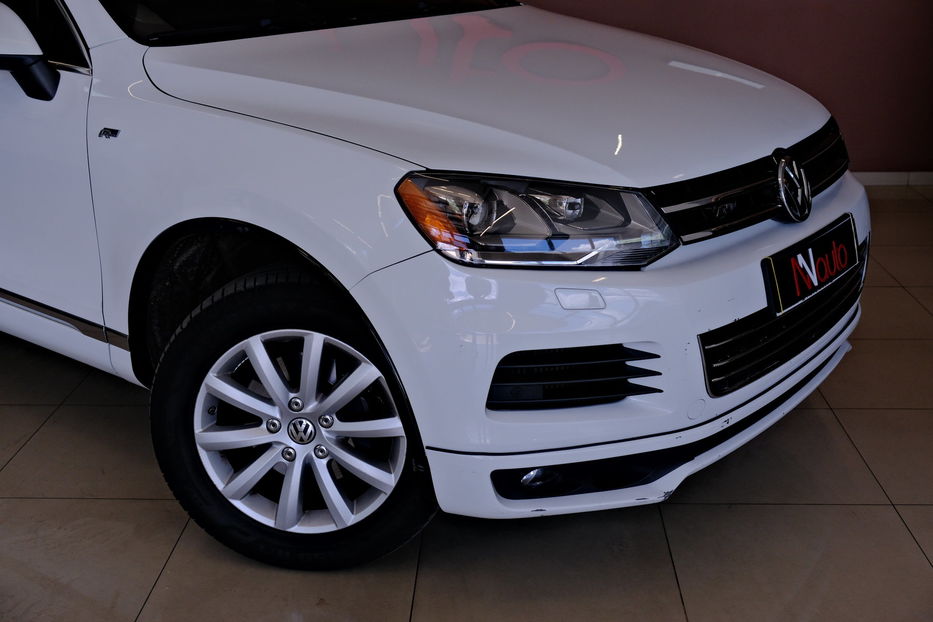 Продам Volkswagen Touareg 2012 года в Одессе