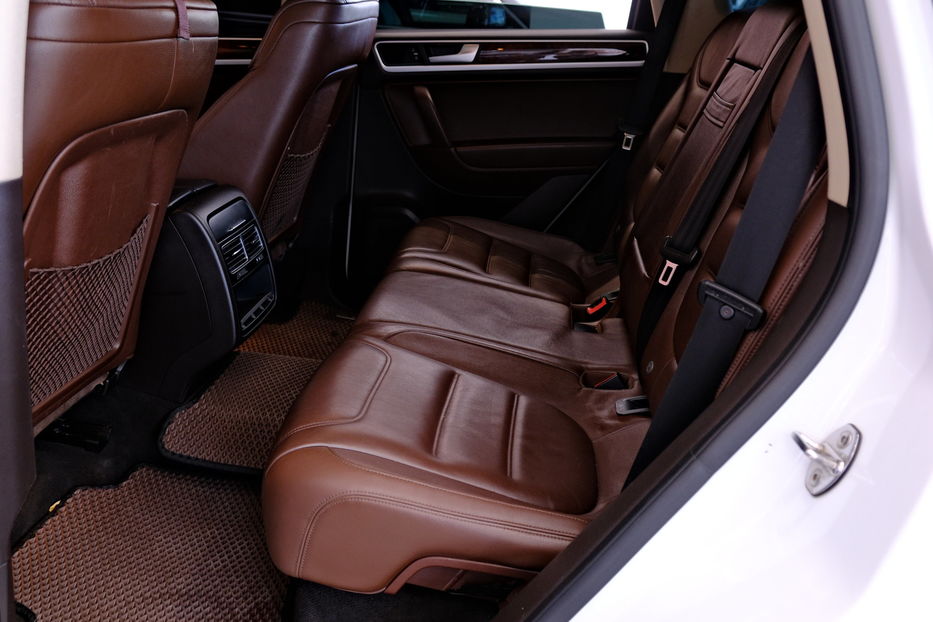 Продам Volkswagen Touareg 2012 года в Одессе