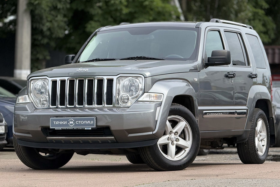Продам Jeep Cherokee 2.8D AT (200 к.с.) AWD  2012 года в Киеве