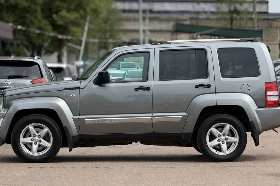 Продам Jeep Cherokee 2.8D AT (200 к.с.) AWD  2012 года в Киеве