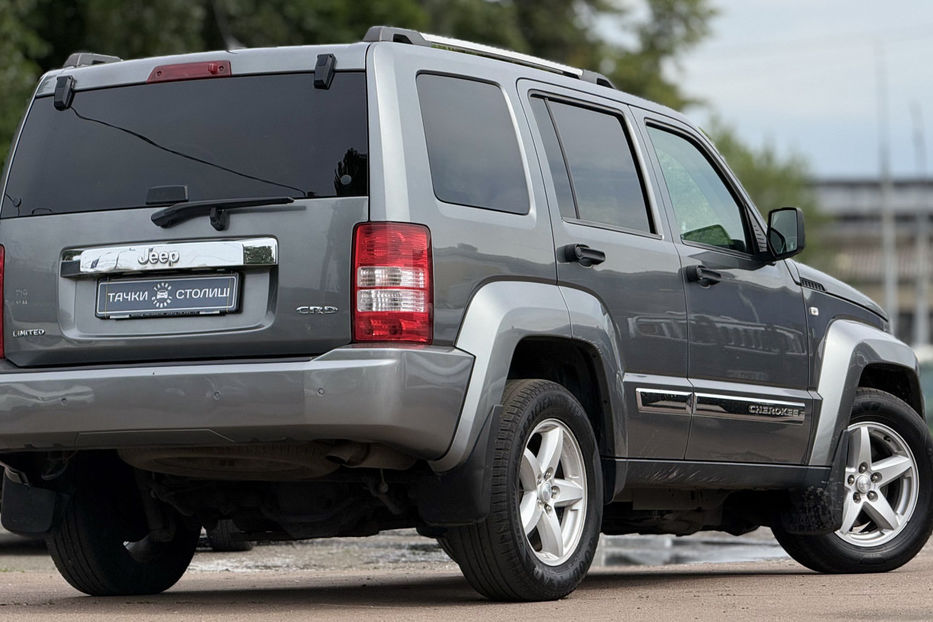 Продам Jeep Cherokee 2.8D AT (200 к.с.) AWD  2012 года в Киеве
