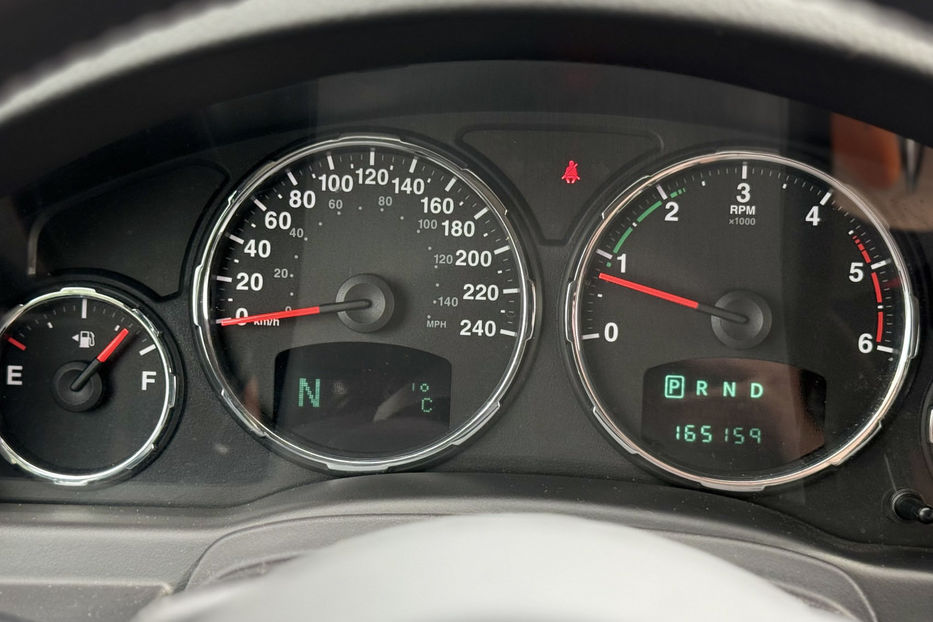Продам Jeep Cherokee 2.8D AT (200 к.с.) AWD  2012 года в Киеве