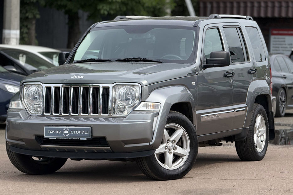 Продам Jeep Cherokee 2.8D AT (200 к.с.) AWD  2012 года в Киеве