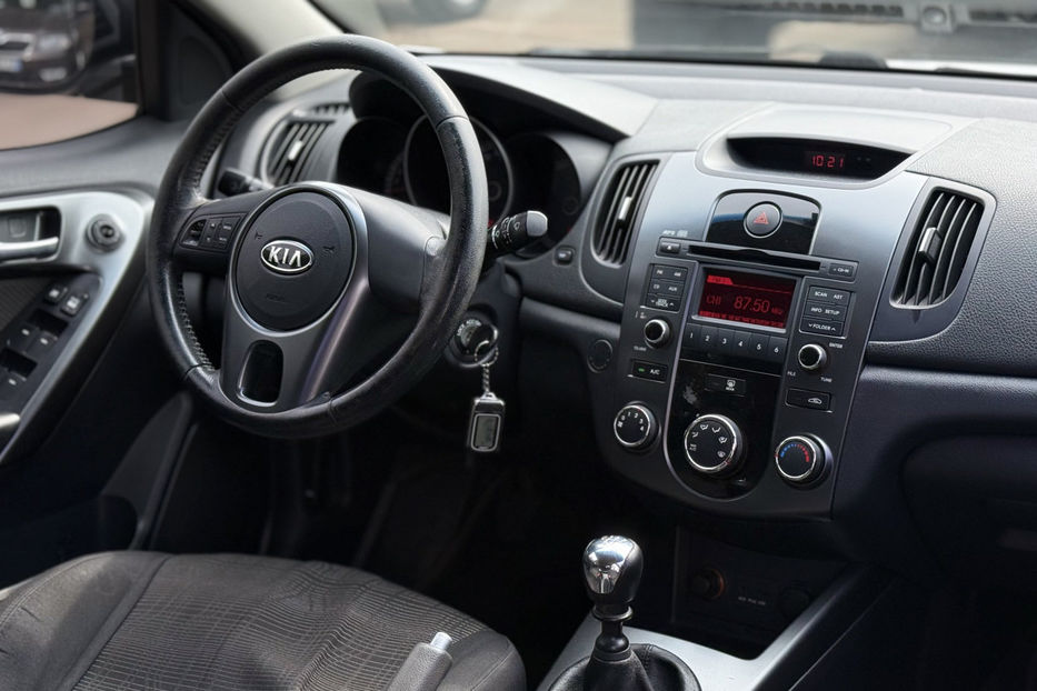Продам Kia Cerato 1.6 MT (126 к.с.) 2009 года в Киеве