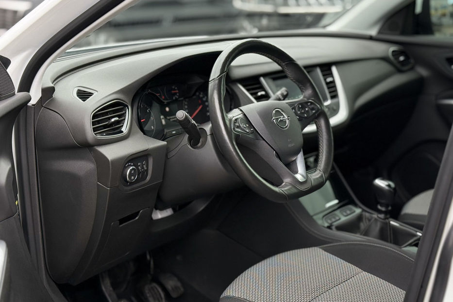Продам Opel Crossland X 1.5D 6MT (130 к.с.) Start/Stop 2020 года в Киеве