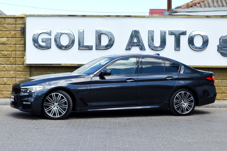 Продам BMW 530 PHEV 2017 года в Одессе