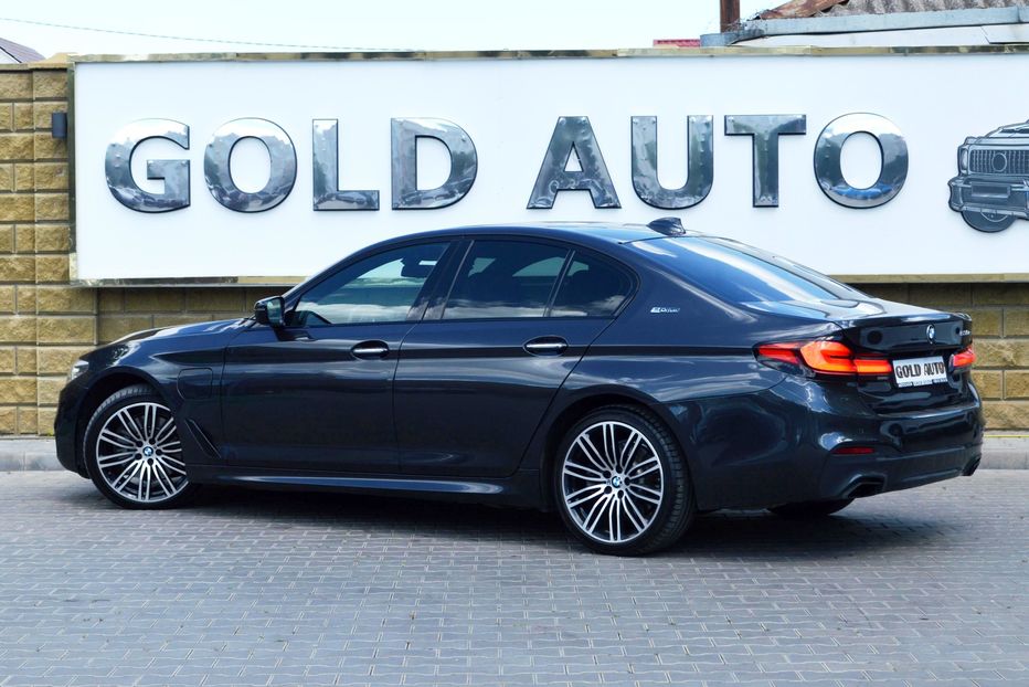 Продам BMW 530 PHEV 2017 года в Одессе