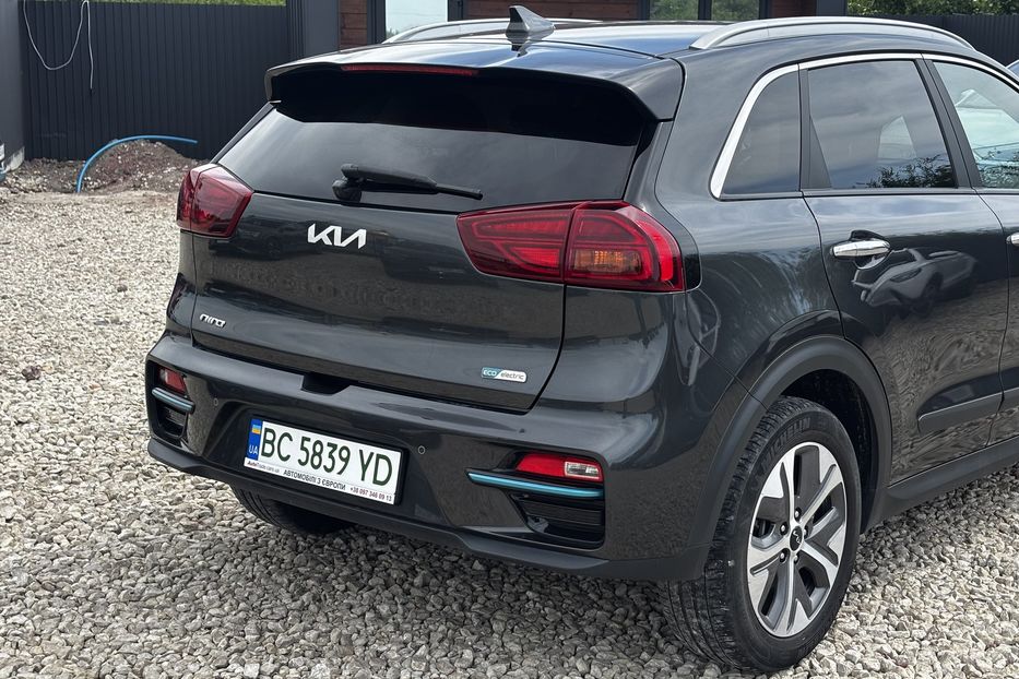 Продам Kia Niro 64квт авто у Львові 2021 года в Львове
