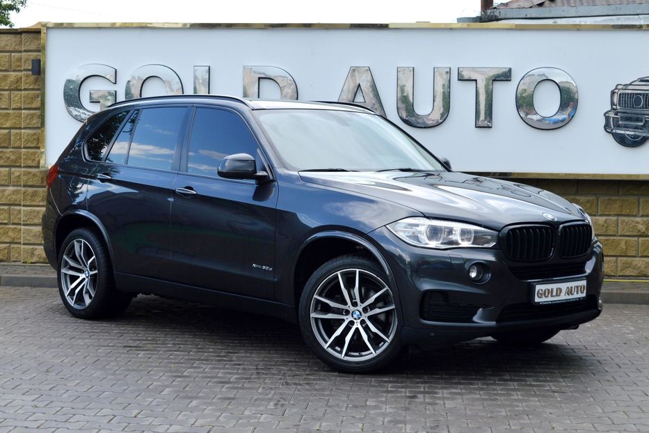 Продам BMW X5 2017 года в Одессе