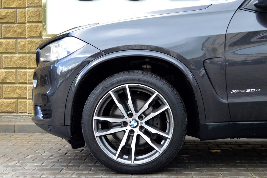Продам BMW X5 2017 года в Одессе