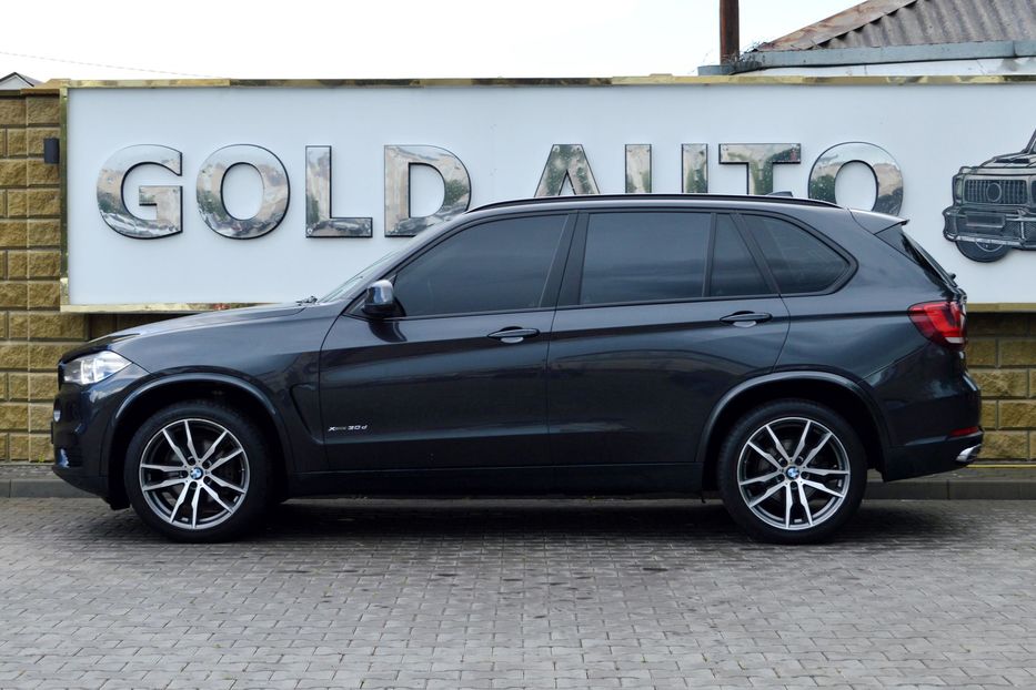 Продам BMW X5 2017 года в Одессе