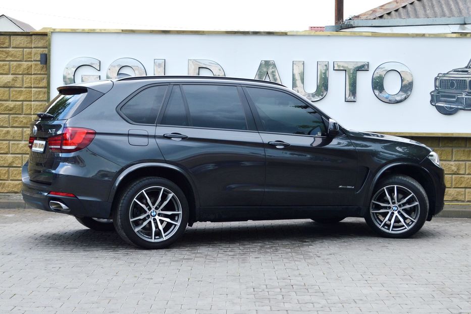 Продам BMW X5 2017 года в Одессе