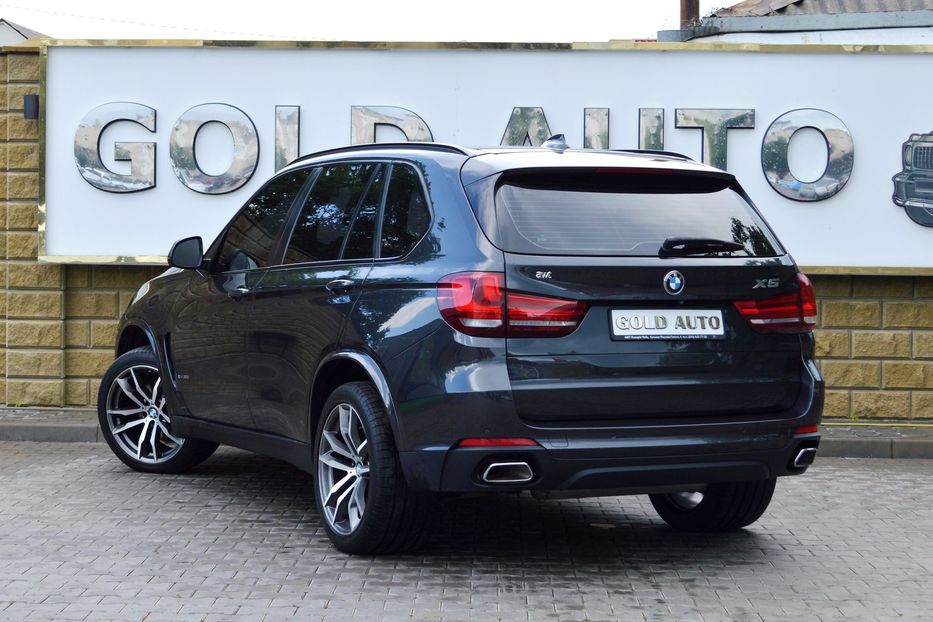 Продам BMW X5 2017 года в Одессе