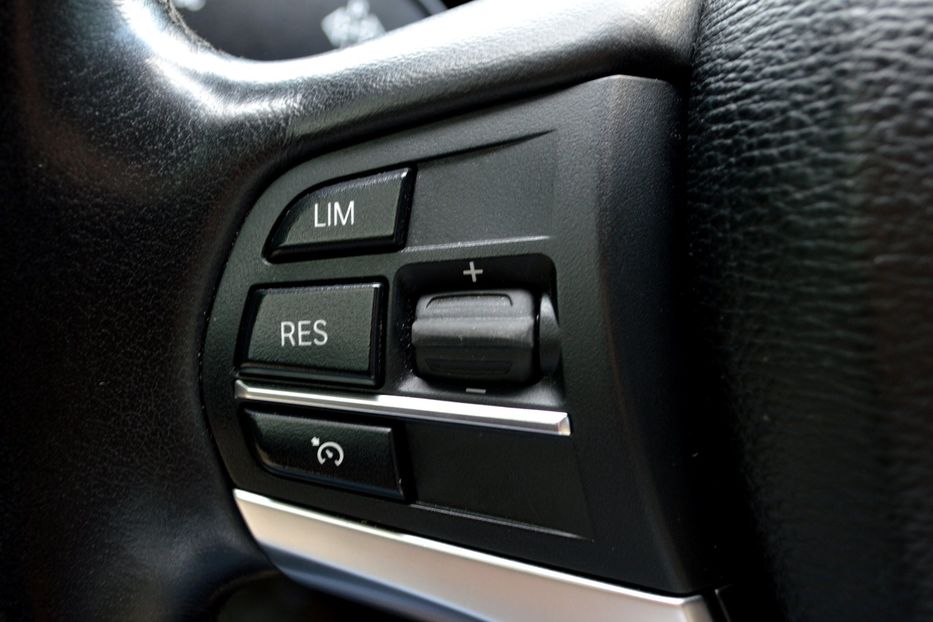 Продам BMW X5 2017 года в Одессе