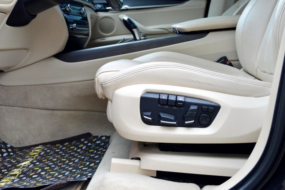Продам BMW X5 2017 года в Одессе