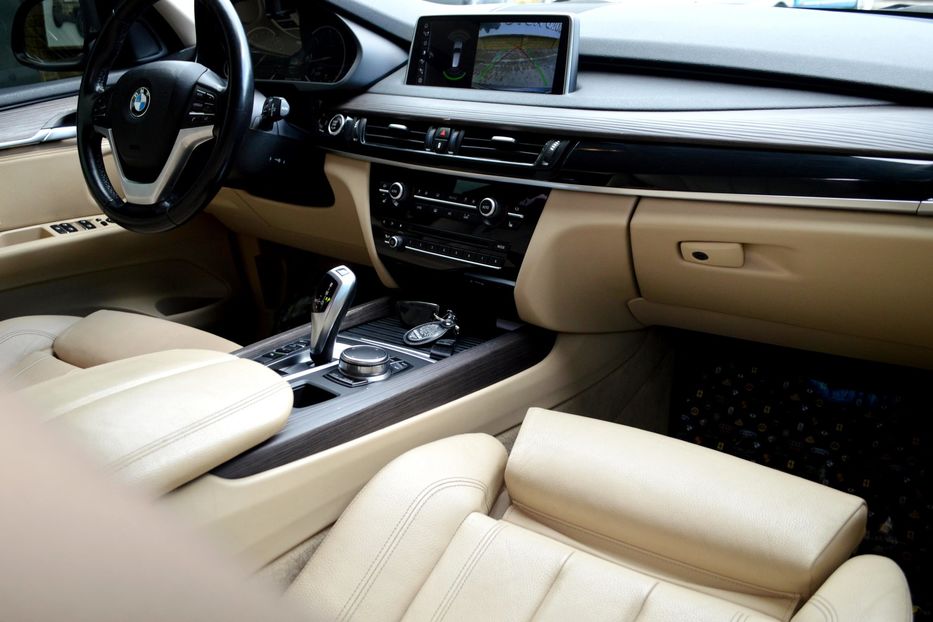 Продам BMW X5 2017 года в Одессе
