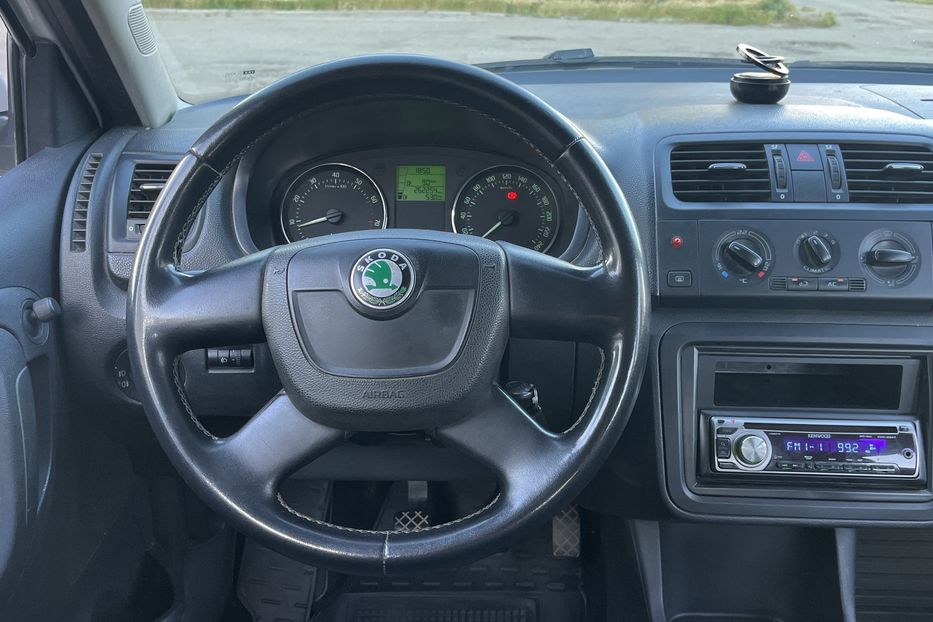 Продам Skoda Fabia Офіційна 2010 года в Николаеве