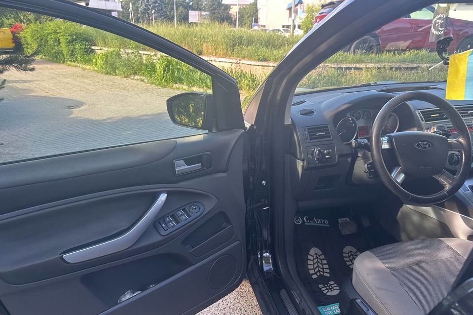 Продам Ford Kuga 2011 года в Черновцах
