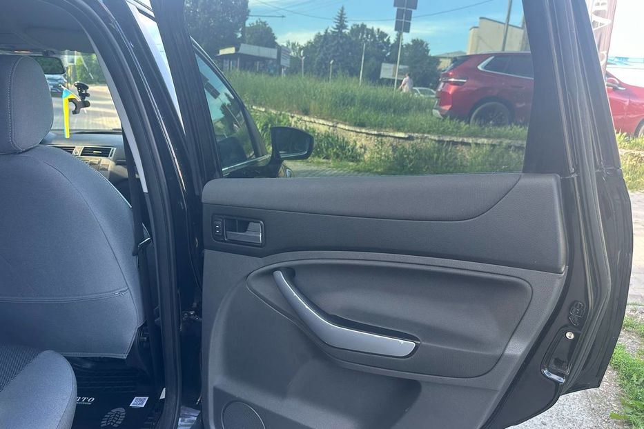 Продам Ford Kuga 2011 года в Черновцах