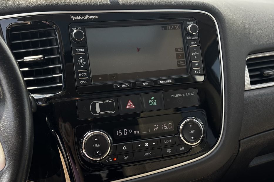 Продам Mitsubishi Outlander Гібрид 2013 года в Львове