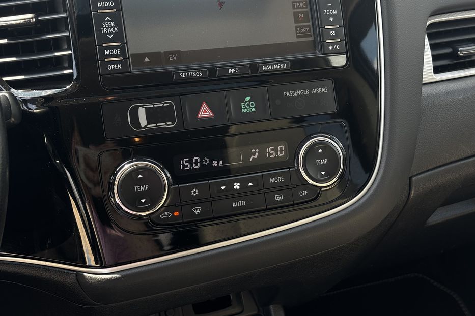 Продам Mitsubishi Outlander Гібрид 2013 года в Львове