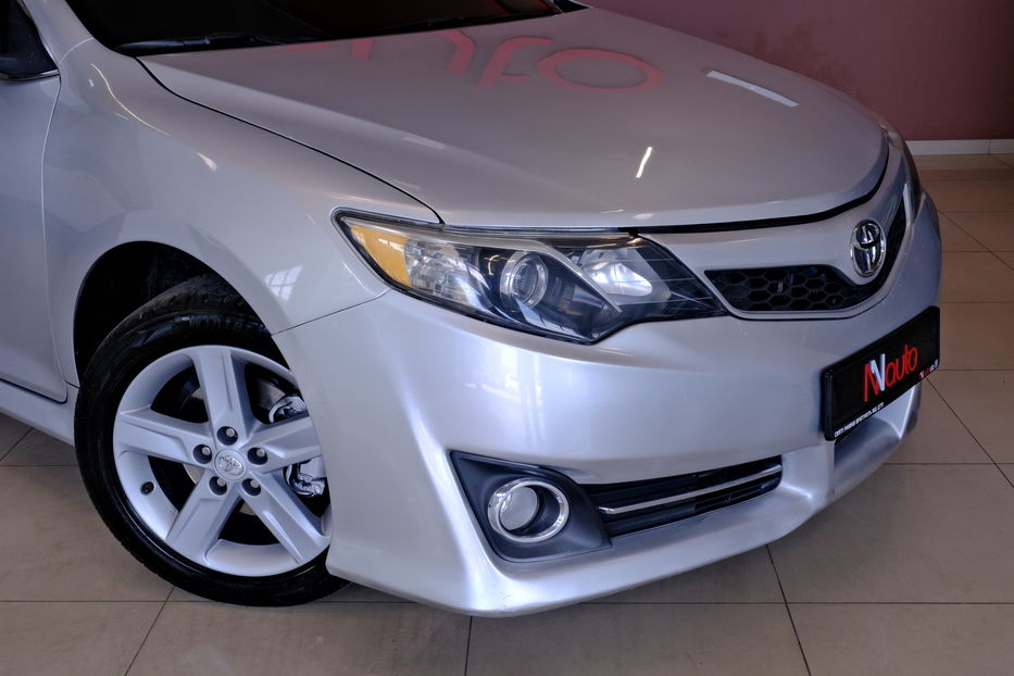 Продам Toyota Camry 2014 года в Одессе