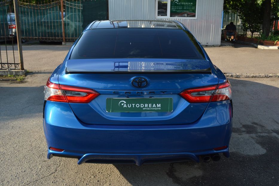 Продам Toyota Camry XV70 2017 года в Одессе