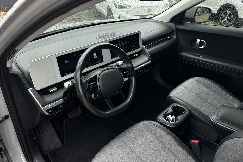 Продам Hyundai Ioniq 2022 года в Львове