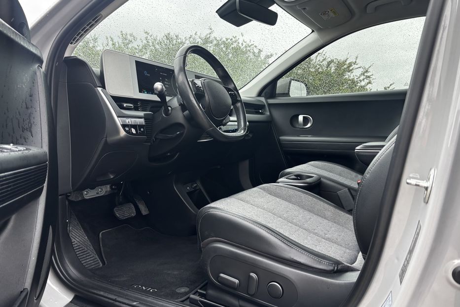 Продам Hyundai Ioniq 2022 года в Львове