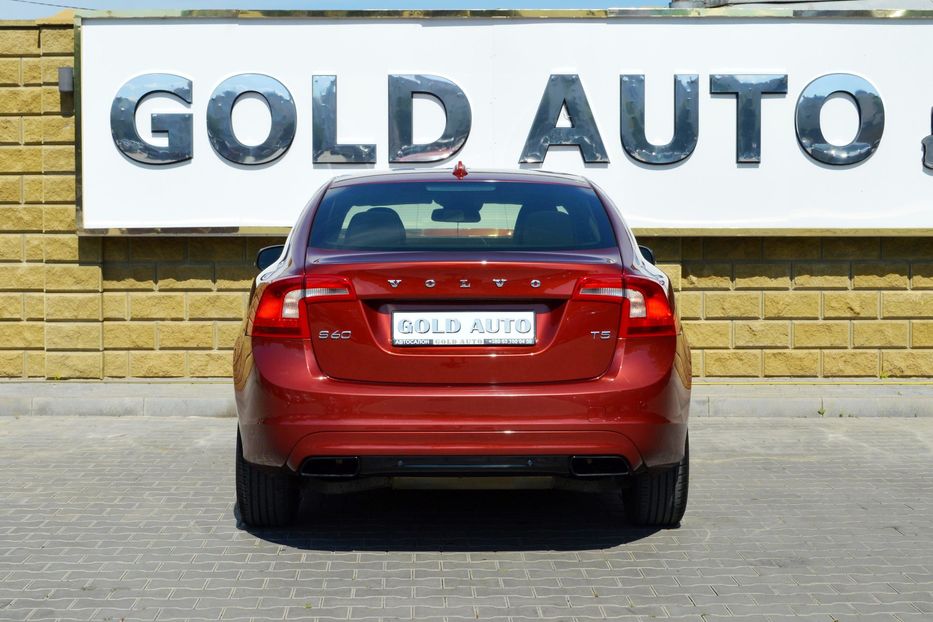 Продам Volvo S60 2015 года в Одессе