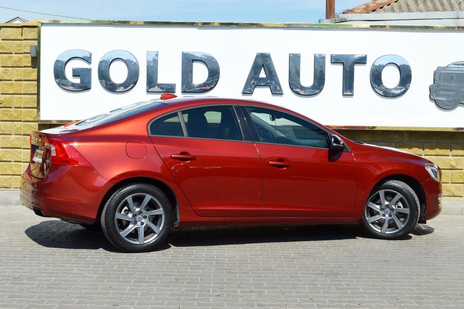 Продам Volvo S60 2015 года в Одессе