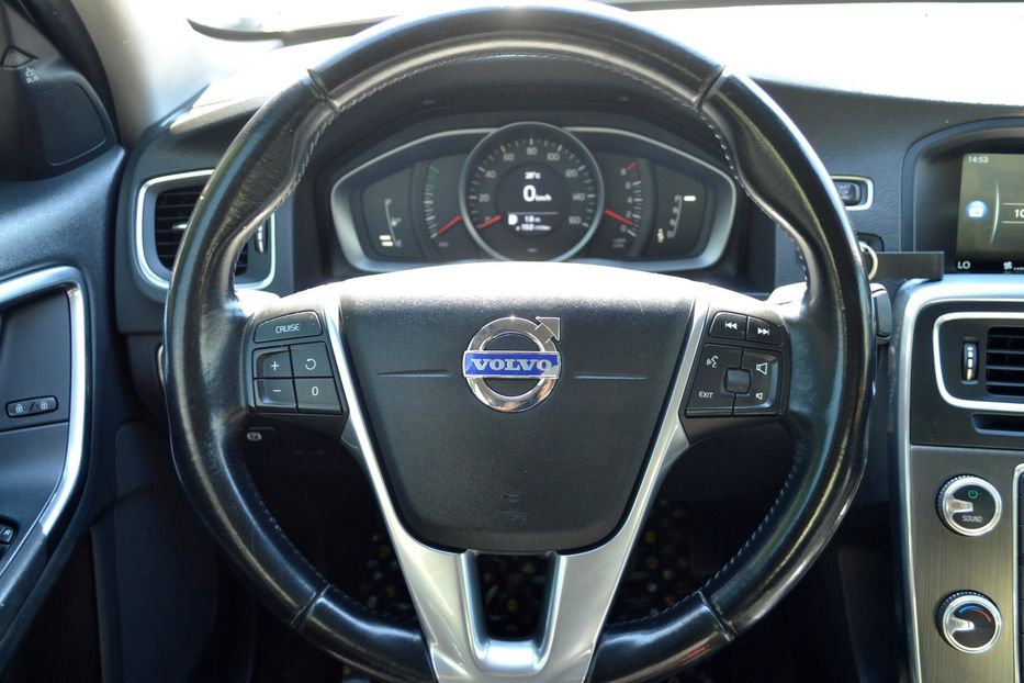 Продам Volvo S60 2015 года в Одессе