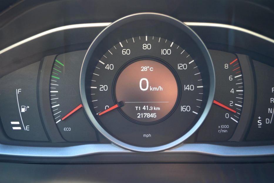 Продам Volvo S60 2015 года в Одессе