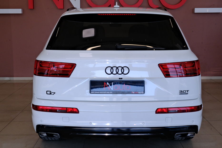 Продам Audi Q7 2015 года в Одессе