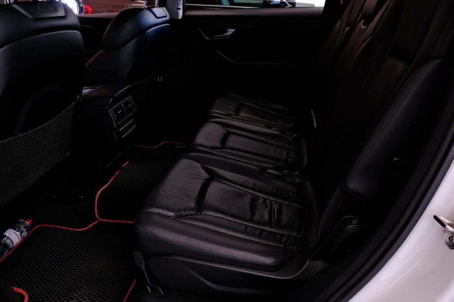 Продам Audi Q7 2015 года в Одессе