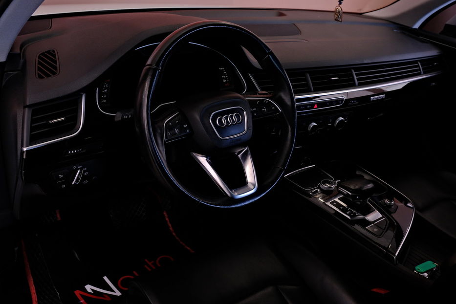 Продам Audi Q7 2015 года в Одессе